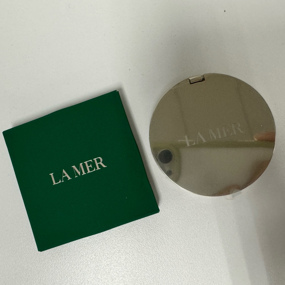 La Mer Compact Mirror